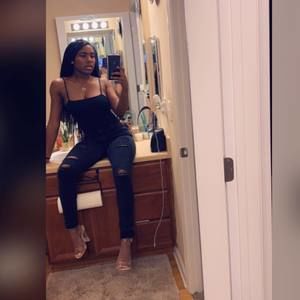 Meet your Posher, Kiara